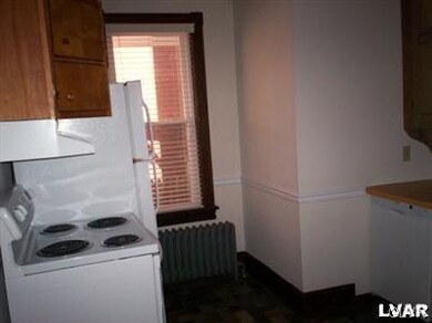 79 W Goepp St unit 1st Floor, Bethlehem, PA 18018 - photo 4