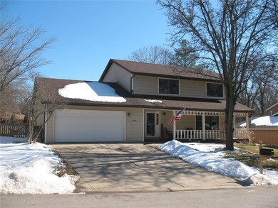 2016 Greenbrier Dr, Collinsville, IL 62234 - photo 3