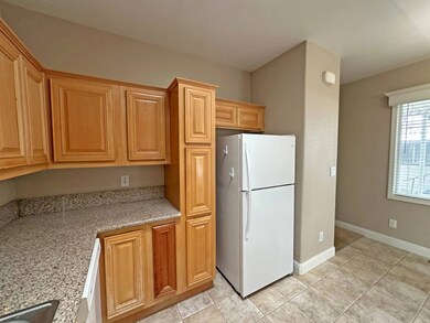 1221 E Cypress Ave unit 48, Redding, CA 96002 - photo 3