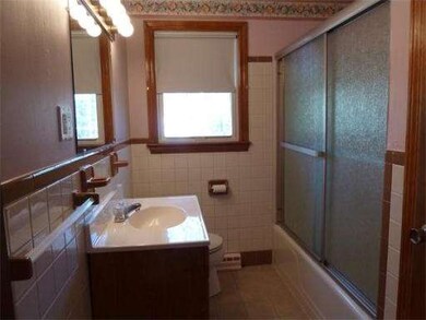 7 Crystal Cir, Burlington, MA 01803 - photo 5