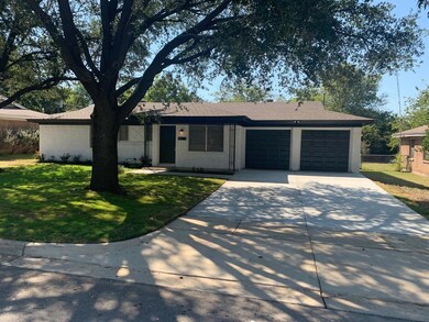 7824 Standley St, North Richland Hills, TX 76180 - photo 3