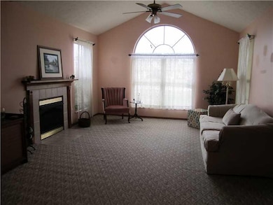 1st Floor Plan. Vaulted Ceiling and plenty of wind