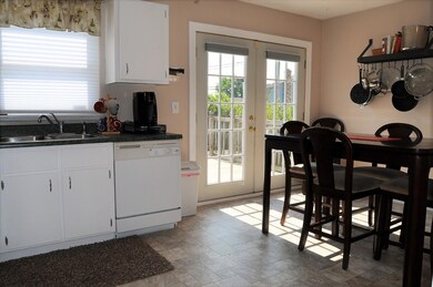 kitchen dining