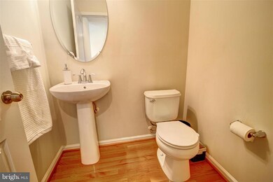 3065 Chinkapin Oak Ln unit 345, Woodbridge, VA 22191 - photo 7