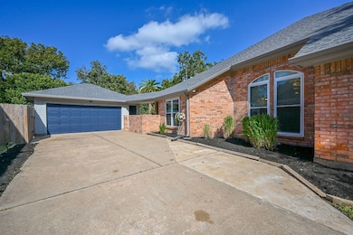 6227 Spencers Glen Way, Sugar Land, TX 77479 - photo 5