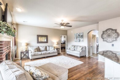 20202 E 37th St S, Broken Arrow, OK 74014 - photo 5