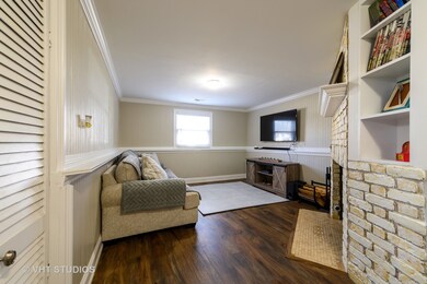 1422 E Lowden Ave, Wheaton, IL 60189 - photo 6