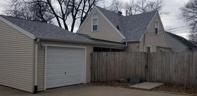 1900 Chandler St SW, Cedar Rapids, IA 52404 - photo 4