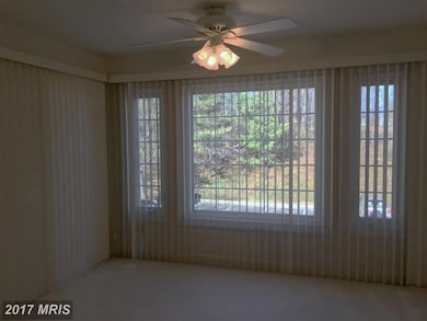 12233 Fairfield Hse Dr unit 206B, Fairfax, VA 22033 - photo 2
