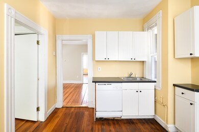 13 Houghton St unit 2, Somerville, MA 02143 - photo 3