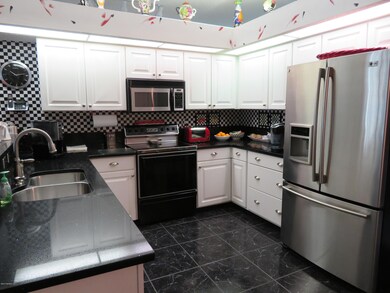 KITCHEN2