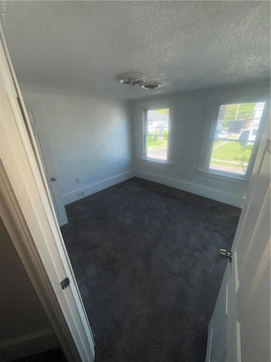 1604 Wilson Rd, Norfolk, VA 23523 - photo 4