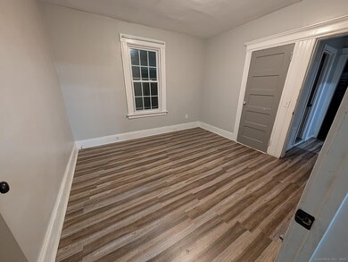 3788 Main St unit 2nd floor, Bridge Port, CT 06606 - photo 4