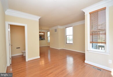 3018 Chinkapin Oak Ln unit 145, Woodbridge, VA 22191 - photo 7