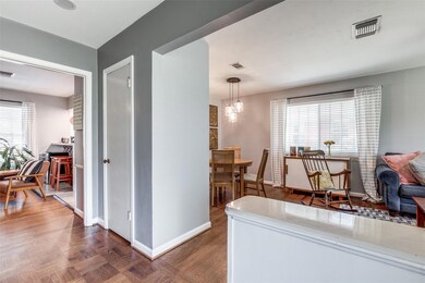 6529 Ridgemont Dr, Dallas, TX 75214 - photo 4