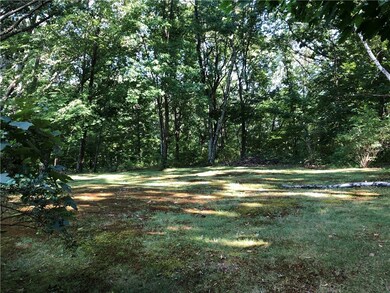 152 Rhodes Ave, Woonsocket, RI 02895 - photo 6