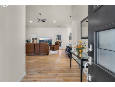 15943 Cascade Ln, La Pine, OR 97739 - photo 7