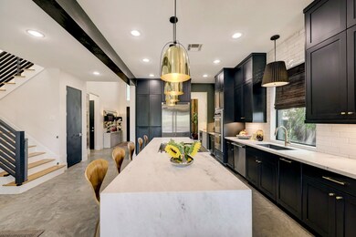 207 W 32nd St, Houston, TX 77018 - photo 5