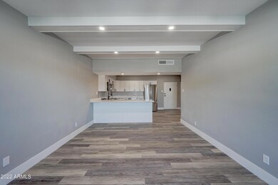 357 E Thomas, a209-2