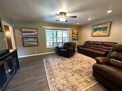 2901 Encino Ave, Bay City, TX 77414 - photo 3