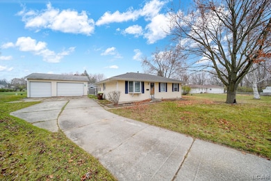 919 Pontiac Trail, Tecumseh, MI 49286 - photo 3