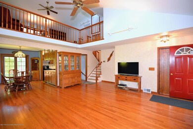 23 Bradley Dr, Freehold, NJ 07728 - photo 5