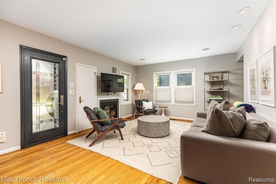 Entry into Living Room