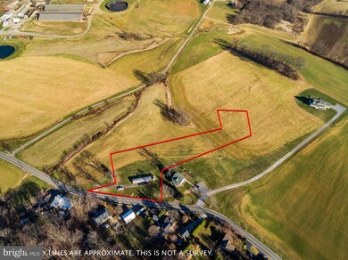 6203 Mountain Church Rd, Jefferson, MD 21755 - photo 4