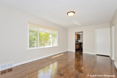 812 Indiana Ave, Waukegan, IL 60085 - photo 7