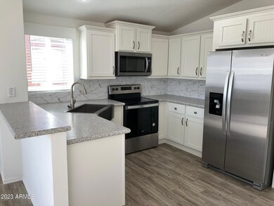 SHR 8 Kitchen B