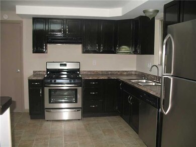 117 E Cicero Heights Dr, Tipton, IN 46072 - photo 2