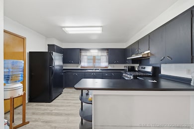 1607 A and M Dr, Okmulgee, OK 74447 - photo 7