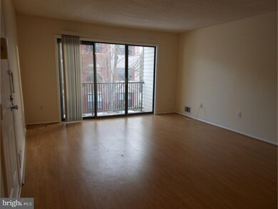 52 Voscek Ct, Lawrence Township, NJ 08648 - photo 4