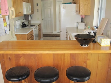 1140 Murphys Rd unit 7D, Hartford, VT 05001 - photo 3