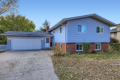 8009 Douglas Dr N, Brooklyn Park, MN 55443 - photo 3