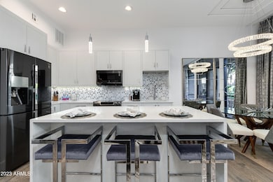 2802 E Camino Acequia Dr unit 7, Phoenix, AZ 85016 - photo 6