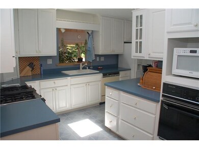 4033 E Morningside Dr, Bloomington, IN 47408 - photo 5