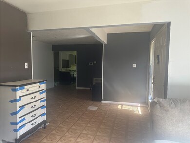 10547 Sangerbrook Dr, Houston, TX 77038 - photo 6