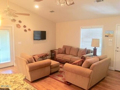 7303 magnolia family 1