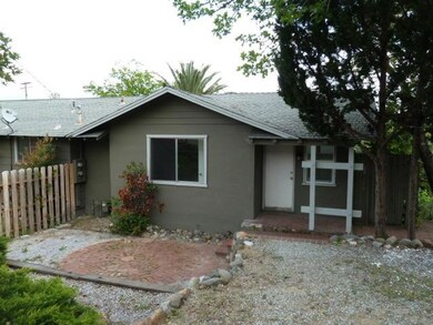 1927 West. Front yard.