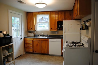 826 E 27th St, Houston, TX 77009 - photo 5