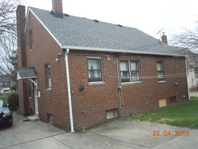 19509 Cherokee Ave, Cleveland, OH 44119 - photo 2