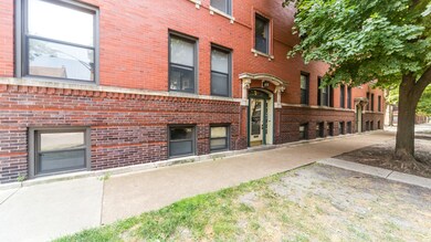 1651 W Catalpa Ave unit 2, Chicago, IL 60640 - photo 4