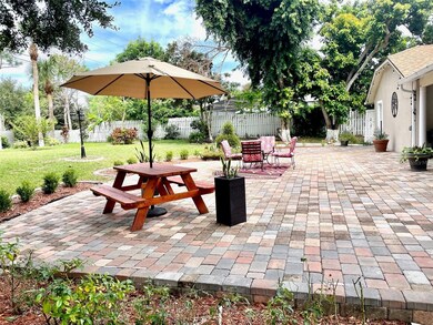 8241 Wellsmere Cir, Orlando, FL 32835 - photo 7