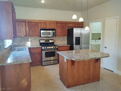 3339 Lark Bunting St, Las Vegas, NV 89117 - photo 6