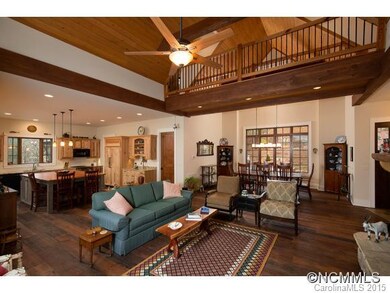 Great Room with catwalk between the two upper en-s