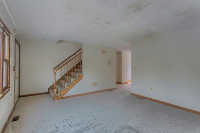 65 Greenough St, Haverhill, MA 01832 - photo 3