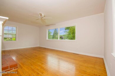 102 Club Ln, Jacksonville, NC 28546 - photo 6