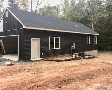 1049 Firehouse Dr, Louisa, VA 23093 - photo 3