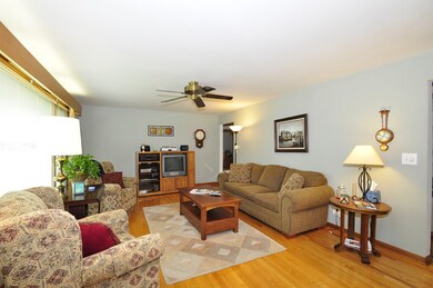 528 Lynn Terrace, Waukegan, IL 60085 - photo 5
